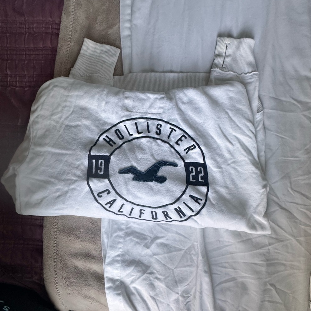 Hollister Cream Hoodie